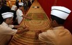 انجاز اكبر علبة حلويات بالعالم في دمشق دعما لأهل غزة