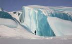 إنهيار جسر جليدي في القطب الجنوبي