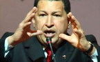 شافيز يحرض شعبه على ممارسة القراءة