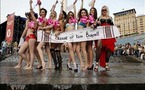 أوكرانيا ليست بيت دعارة هذا ماتقوله أوكرانيات محتجات على سياحة الجنس