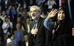 طهران تهتف الموت لهاشمي ولا تحكي الا عن زوجة موسوي وفساد خصوم الرئيس 