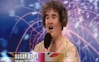 سوزان بويل تستعيد بريق الأضواء على المسرح الموسيقي رغم خسارتها في المسابقة التلفزيونية