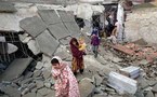 مقاتلون اسلاميون يفجرون مدرستين ومعهدا في باكستان