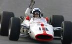  ابن صاحب لقب فورمولا 1  لعام 1964 هنري سورتيس يقتل في  حادث في سباق فورمولا 2 