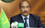 تنصيب الجنرال عبد العزيز رئيسا لموريتانيا بعد عام على أنقلابه وقبل البت النهائي بالتلاعبات الانتخابية  