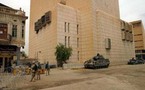 سياسيون أم لصوص ؟ ....اتهام عناصر حماية نائب الرئيس العراقي بسرقة مصرف الزوية