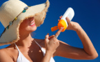 كريمات الوقاية من الشمس قد تلوث المياه وتضر بالحياة البحرية