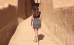السعودية تحقق مع امرأة ارتدت تنورة قصيرة في تسجيل مصور
