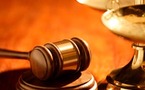 السجن لأستاذة قانون يابانية في استراليا لتعرّيها داخل المحكمة