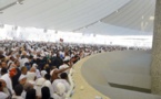 أكثر من مليوني حاج يرمون جمرة العقبة في مشعر منى