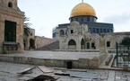 رجلا دين مسلم ومسيحي يحذران من احتمال انهيار المسجد الاقصى وكنيسة القيامة