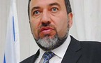 ليبرمان : عائلة الأسد ستخسر الحرب والسلطة اذا ما فكر بشار بشن حرب على اسرائيل
