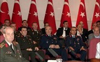 احتدام الصراع في تركيا بين الحكومة الاسلامية والعسكر بعد توقيف 7 عسكريين كبار بتهمة التآمر
