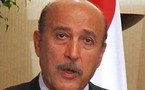 عمر سليمان يقنع القذافي بمهاتفة أبو مازن ودعوته لحضور القمة العربية