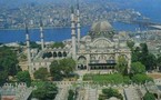 تركيا ذات الشواطئ المتوسطية المزدهرة تتوقع أن يزورها 30 مليون سائح في 2010 رغم الأزمة المالية العالمية 