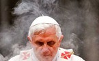 طارد الجن والشياطين بالكنيسة الكاثوليكية يدافع عن موقف البابا من التحرش الجنسي