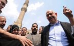 الوطن لله والمساجد للحالمين بالرئاسة ....أيمن نور عند السيد البدوي و البرادعي في الحسين  