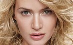  هوليود مصابة بهوس الشباب لكن كيت وينسليت ترفض الشد وعمليات التجميل