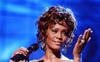 صيحات استياء ضد ويتني هيوستن خلال حفل بألمانيا بسبب صوتها المبحوح نتيجة الإدمان