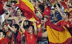 الجماهير الأسبانية غاضبة بعد هزيمة البلاد الصفرية في بداية مشوارها بالمونديال