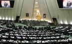 حفاظاً على صحة مسؤولي المستقبل إيران تحظر على المدخنين تقلد وظائف الدولة العليا