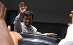 مسؤول إيراني يؤكد تعرض موكب احمدي نجاد لانفجار "مفرقعة "وليس قنبلة