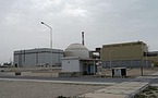 طبول الحرب على مفاعل "بوشهر" الإيراني دقت قبل افتتاحه وإسرائيل تتهجم على روسيا
