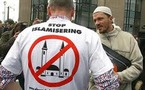  أوروبا قد تبدأ قريبا تطهيرا عرقيا للمسلمين محملة المهاجرين  مسؤولية جميع مشاكل القارة 