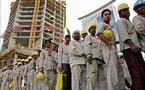 ترحيب بخطط الكويت لالغاء "نظام الكفالة" الشبيه بالعبودية ومطالب بأن يشمل خدم المنازل