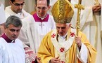 البابا: العنف باسم الله مرفوض والمسيحيون في الدول الاسلامية يُمنعون من ممارسة شعائرهم