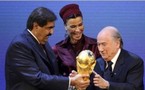 دموع فرح بشوارع الدوحة في أستقبال الوفد الفائز بإستضافة أول بطولة لكأس العالم في المنطقة