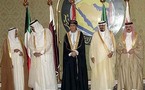 منطقة الخليج تستعيد عافيتها وتستقبل  2011 بنمو متين لولا امتعاض حكامها من التسريبات 