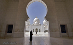 فنانة كويتية تفوز بجائزة دولية عن صورة فوتوغرافية لجامع الشيخ زايد الكبير