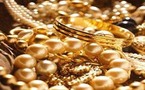 مصري يجبر شقيقه على إعادة مجوهرات بقيمة 5ر9 مليون درهم سرقها من الإمارات