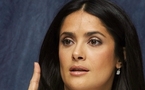 غرائب عالم التجميل ...سلمى الحايك حلقت شواربها بالموسى لتبدو مثل الفنانة فريدا كالو  
