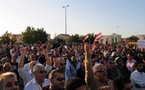 الشعب يريد إسقاط النظام في البحرين ويطلق اسم " الشهيد" على دوار اللؤلوة بالمنامة