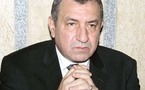 الشباب يرحبون باختيار عصام شرف لرئاسة الحكومة ويدعونه للقسم في ميدان التحرير 