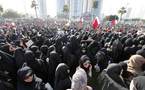 ثلاثة كيلومترات من المتظاهرين  البحرينيين يطالبون باسقاط الحكومة