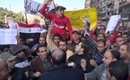 صدامات وتراشق بالحجارة في ميدان التحرير بين المؤيدين للثورة وانصار مبارك