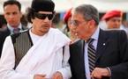 القذافي يتهم عمرو موسى بأنه مرتش ومنافق والأخير يصف العقيد بالحمار