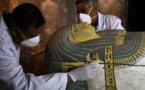 الكشف عن مقبرة أثرية تعود إلى عصور مصر القديمة