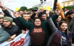 نقابة في تونس تهدد بشن احتجاجات "السترات البيضاء"  