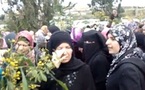 الإفراج عن ناشطين ومثقفين سوريين ونساء بانياس يتظاهرن لإطلاق معتقلين