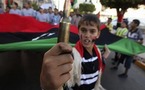 أين المفر؟..غارات وطلب اصدار مذكرة توقيف وضغوط دولية تشتد على القذافي
