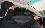 تجريم بلا جريمة..توجيه تهمة تحريض النساء على قيادة السيارات الى سعودية 