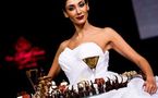 عرائس بنكهة الشيكولاتة ...فساتين زفاف بالإمارات من الحلوى قابلة للأكل