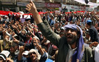 الاحمر يدعو القبائل الى الالتفاف حوله في وجه صالح في رابع يوم من المعارك