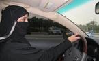 مخالفات خجولة لسعوديات وراء مقود سياراتهن تجاوبا مع حملة تحدي المنع