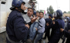 مئات المحتجين يخترقون الطوق الأمني بالعاصمة الجزائرية