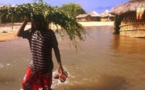 وكالات الإغاثة تسارغ لمنع انتشار الأمراض وسط فيضانات موزمبيق